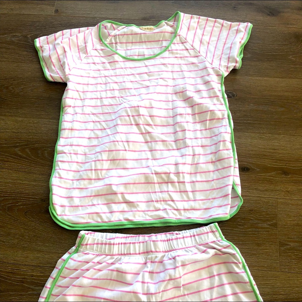 Lake Pajamas Short Short size small pajamas